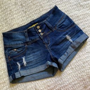 💜 NWOT YMI SIZE 1 HIGH WAISTED DENIM SHORTS